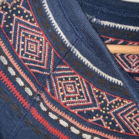 Lucky Brand Embroidered Crew Pouch Sweatshirt - XS - Picture 5 of 6